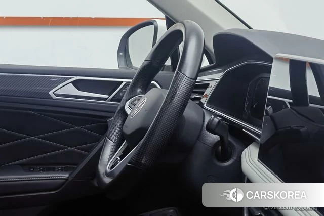 Volkswagen Tiguan L 2024 Белый из Китая, фото 4