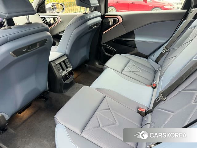 BMW X3 2025 Темно-серый из Китая, фото 4