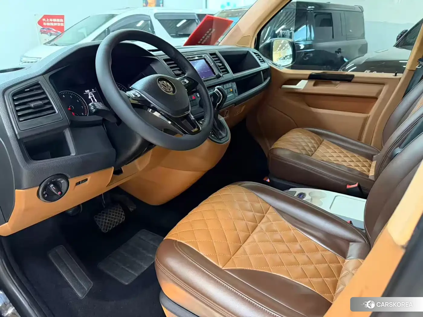 Volkswagen Caravelle 2018 Черный из Китая, фото 4