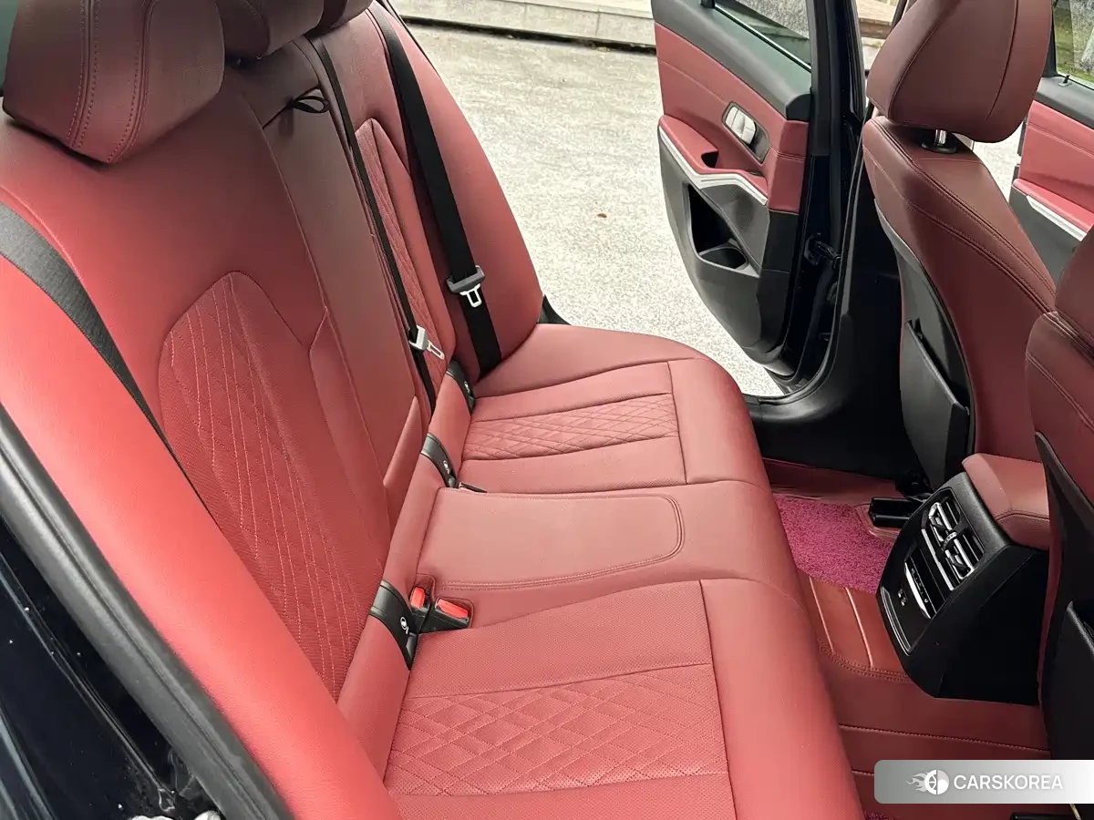 BMW 3 series 2022 Синий из Китая, фото 4