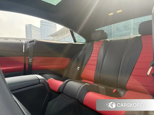 Mercedes-Benz E-class (imported) 2023 Белый из Китая, фото 4