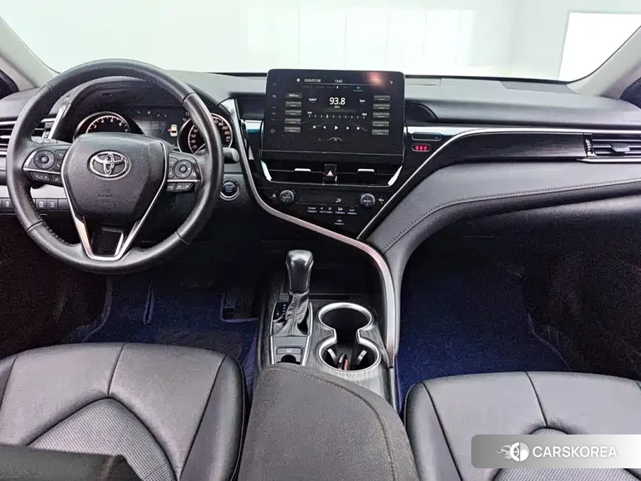 Toyota Camry 2023 Черный из Китая, фото 4