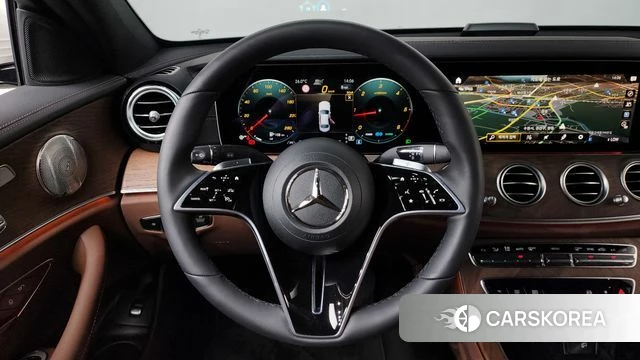 Mercedes-Benz E-Class W213 2023 Белый из Кореи, фото 4