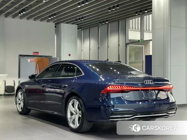 Audi A7L 2023 Синий из Китая, фото 4