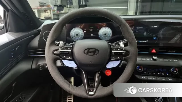 Hyundai The New Avante (CN7) 2023 Серебристо-серый из Кореи, фото 4