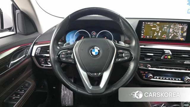 BMW 6 Series GT (G32) 2019 Серебристо-серый из Кореи, фото 4