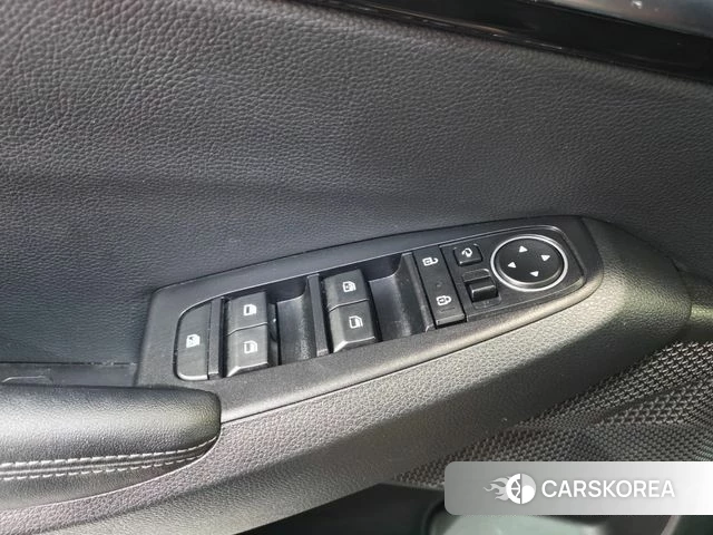 Kia Seltos 2020 Серый из Кореи, фото 4
