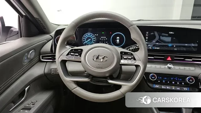 Hyundai Avante (CN7) 2023 Белый из Кореи, фото 4