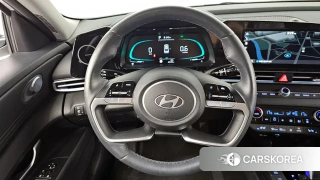 Hyundai The New Avante (CN7) 2023 Белый из Кореи, фото 4