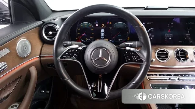 Mercedes-Benz E-Class W213 2021 Серый из Кореи, фото 4