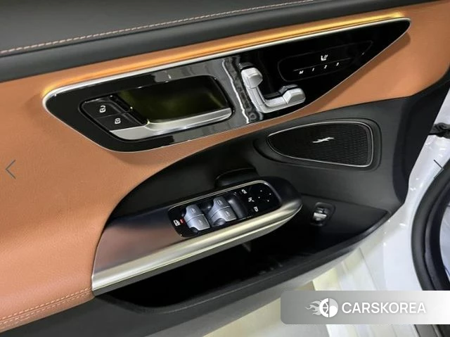 Mercedes-Benz C-Class W206 2023 Белый из Кореи, фото 4