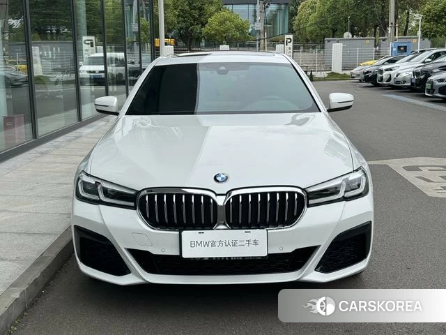 BMW 5 series 2023 Белый из Китая, фото 4