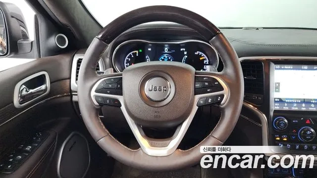 Jeep Grand Cherokee 2018 Черный из Кореи, фото 4