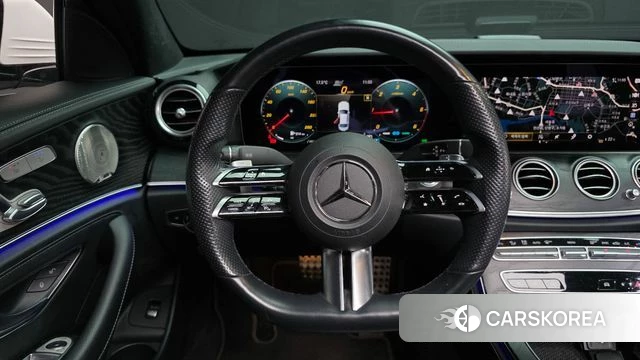 Mercedes-Benz E-Class W213 2022 Белый из Кореи, фото 4