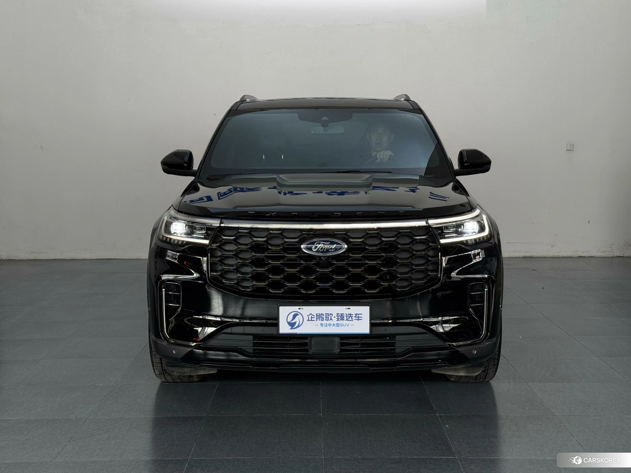 Ford Explorer 2022 Черный из Китая, фото 4