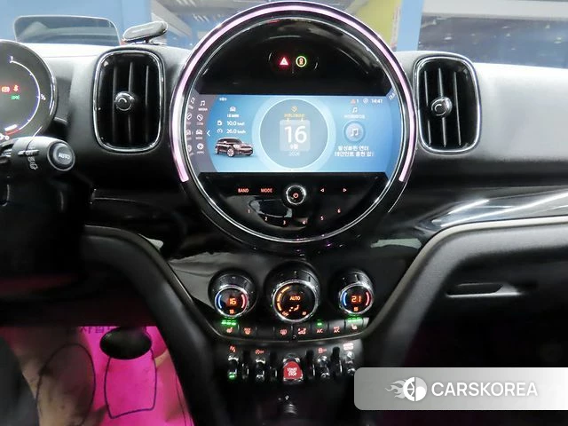 Mini Cooper Countryman 2023 Жемчужный цвет из Кореи, фото 4