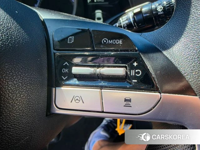 Hyundai Avante Hybrid (CN7) 2022 Серебристо-серый из Кореи, фото 4