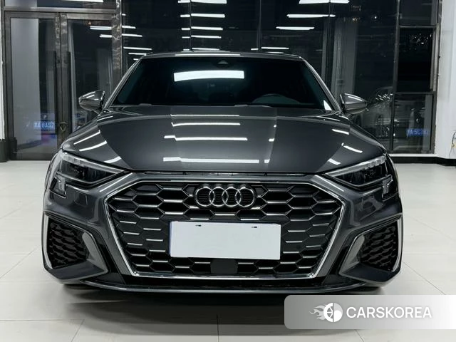 Audi A3 2021 Темно-серый из Китая, фото 4