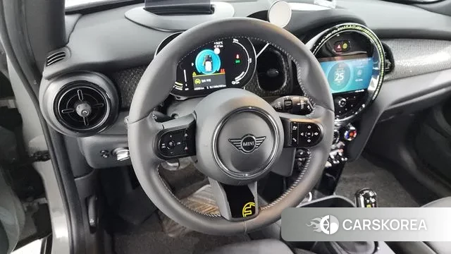 Mini Cooper Electric 2022 Серебряный из Кореи, фото 4