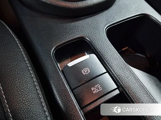 Kia The New K3 2nd generation 2021 Белый из Кореи, фото 4