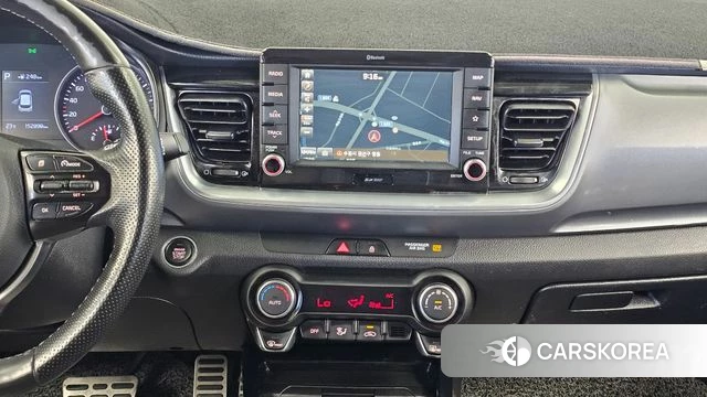 Kia Stonic 2018 Белый из Кореи, фото 4