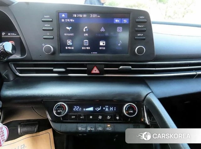 Hyundai Avante Hybrid (CN7) 2021 Серебристо-серый из Кореи, фото 4