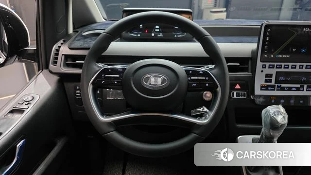 Hyundai Staria 2022 Белый из Кореи, фото 4