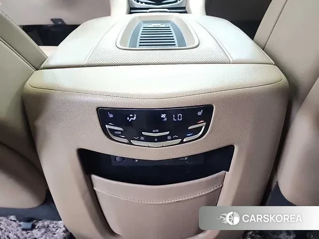 Cadillac Escalade 2018 Черный из Кореи, фото 4