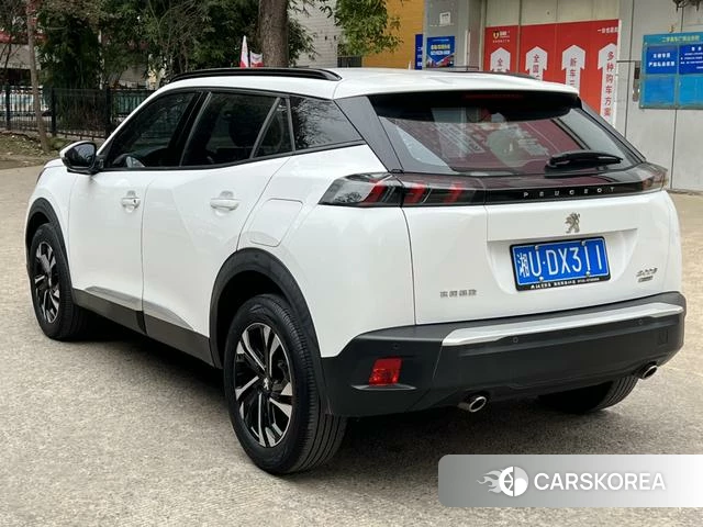 Peugeot 2008 2022 Белый из Китая, фото 4