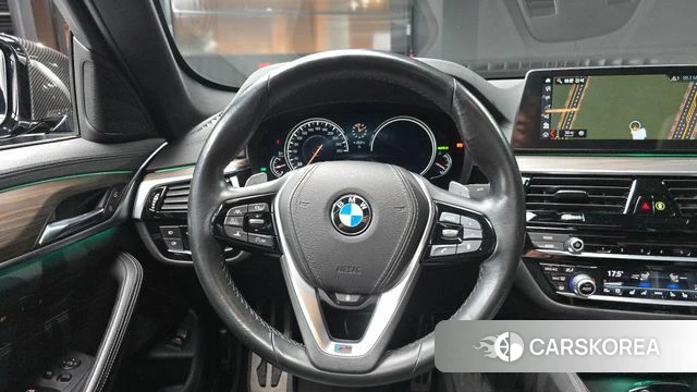 BMW 5 Series (G30) 2018 Черный из Кореи, фото 4