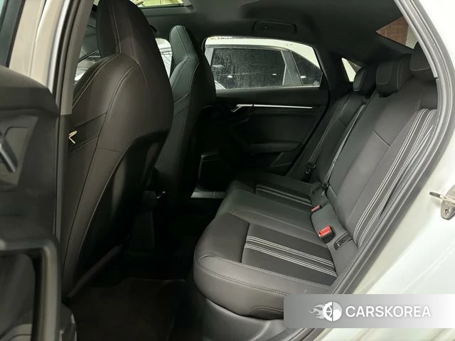 Audi A3 2023 Белый из Китая, фото 4
