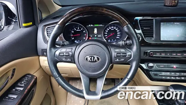 Kia The New Carnival id 2435689 из Кореи 4