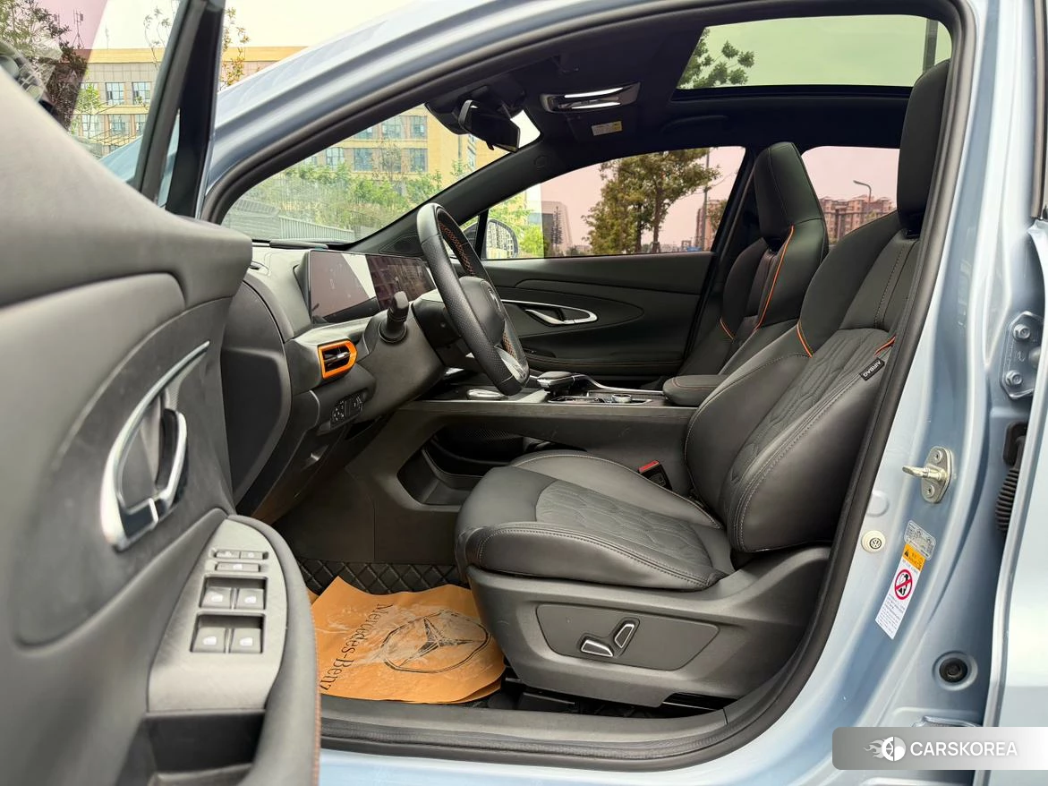 Chang'an UNI-T 2022 Синий из Китая, фото 4