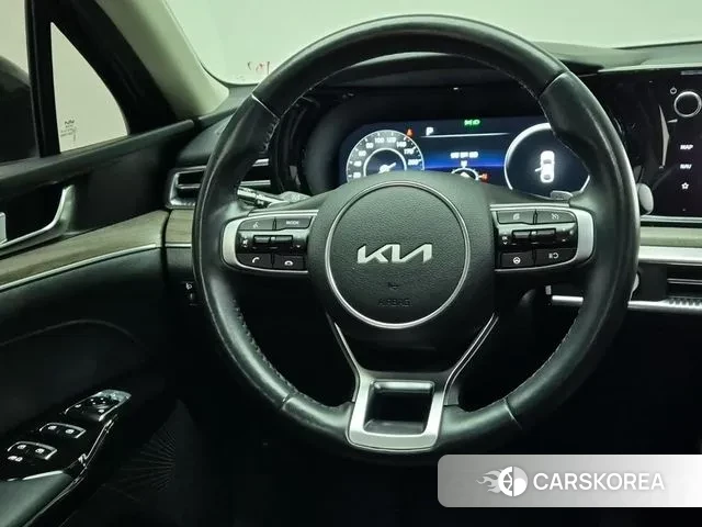 Kia K5 3rd generation 2021 Черный из Кореи, фото 4