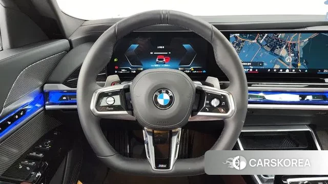 BMW 7 Series (G70) 2024 Серебристо-серый из Кореи, фото 4