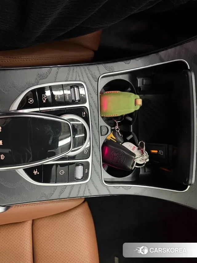 Mercedes-Benz C-Class W205 2021 Черный из Кореи, фото 4