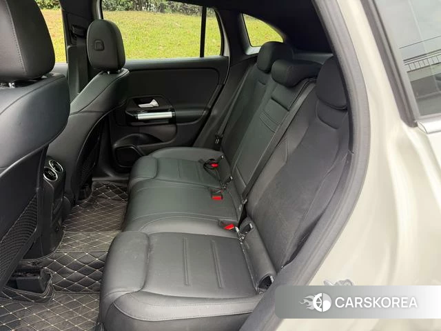 Mercedes-Benz GLA 2022 Белый из Китая, фото 4