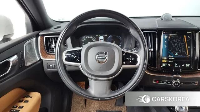 Volvo XC60 second Generation 2021 Белый из Кореи, фото 4