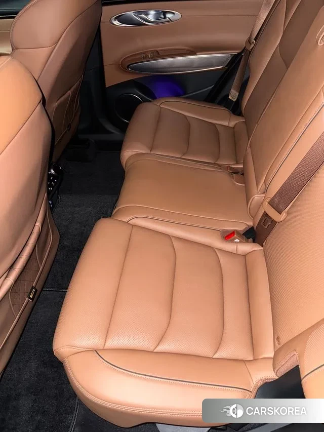 Genesis GV70 2023 Черный из Кореи, фото 4