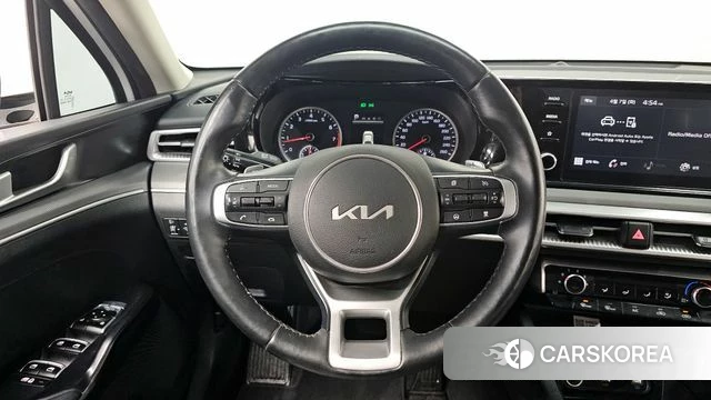 Kia K5 3rd generation 2023 Белый из Кореи, фото 4