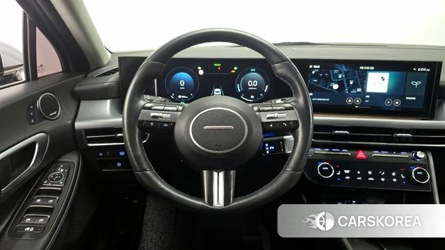 Hyundai Sonata D Edge Hybrid (DN8) 2023 Светло-серебряный цвет из Кореи, фото 4