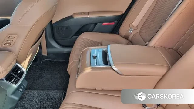 Hyundai Grandeur Hybrid (GN7) 2023 Белый из Кореи, фото 4