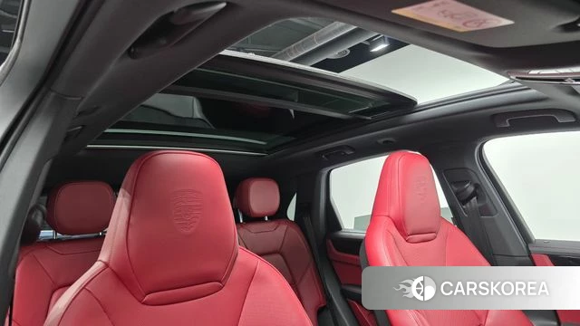 Porsche Cayenne (PO536) 2021 Черный из Кореи, фото 4