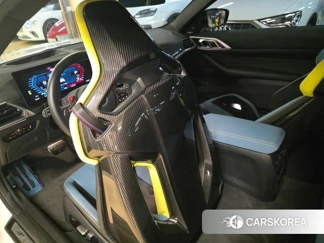 BMW M4 (G82) 2024 Белый из Кореи, фото 4