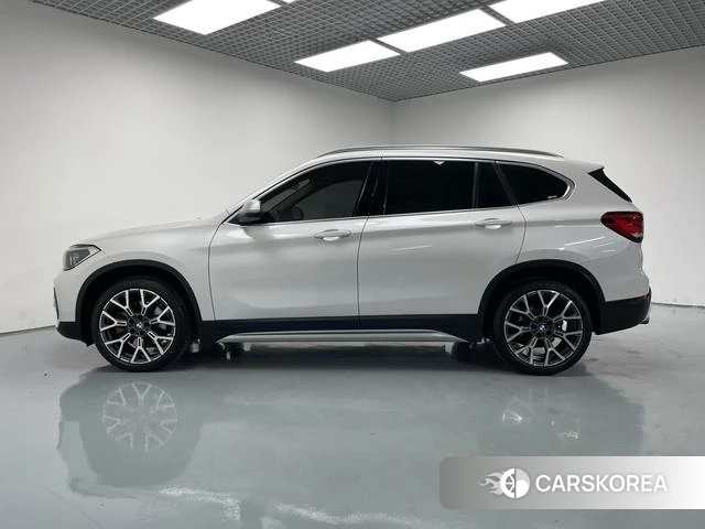 BMW X1 2022 Белый из Китая, фото 4