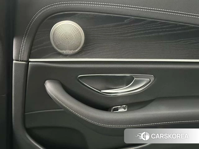 Mercedes-Benz E-class (imported) id 4220604 из Китая 4