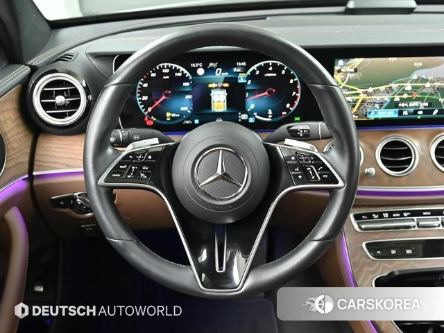 Mercedes-Benz E-Class W213 2023 Черный из Кореи, фото 4