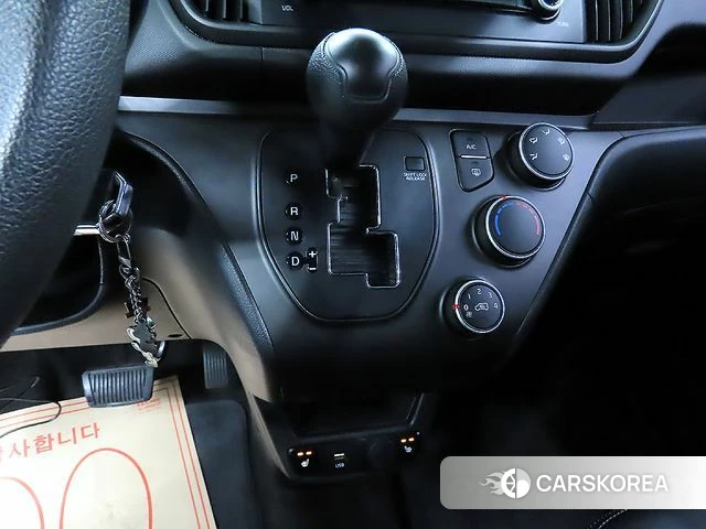 Kia The New Kia Ray 2023 Белый из Кореи, фото 4
