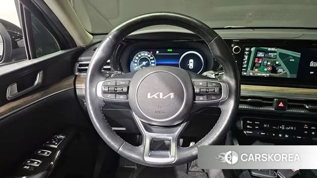 Kia K5 3rd generation 2022 Черный из Кореи, фото 4