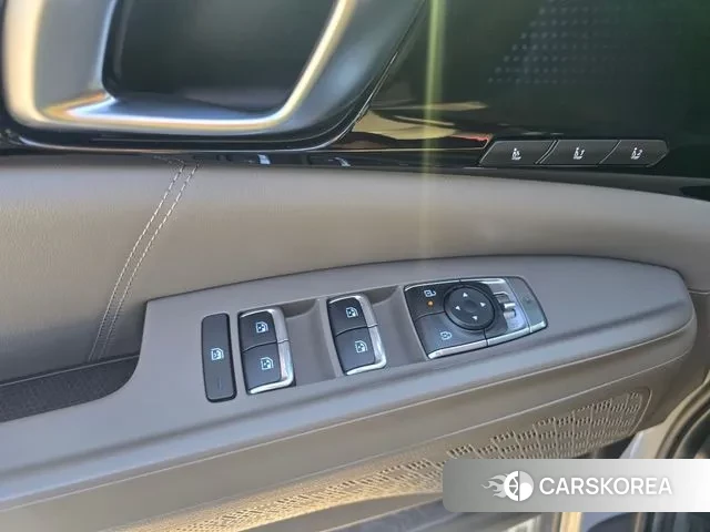 Kia The New Carnival 4th Generation 2025 Серебристо-серый из Кореи, фото 4